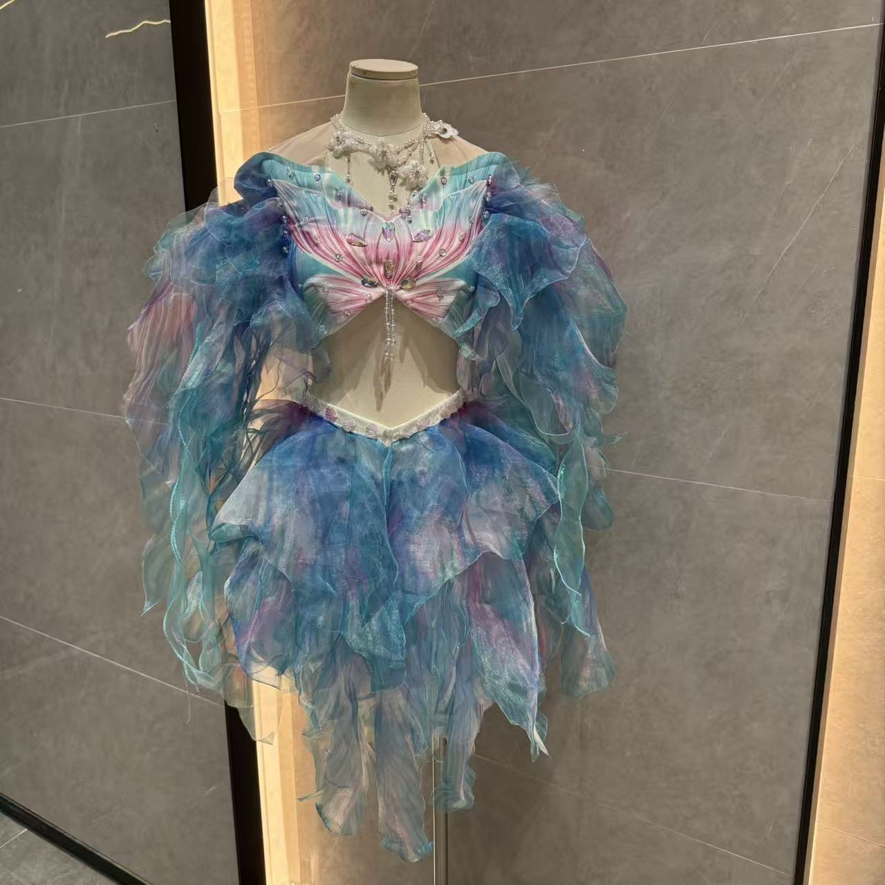 Aquarium & Marine Museum Kota Kinabalu - Saia de Dança Aquática Sereia Vestido